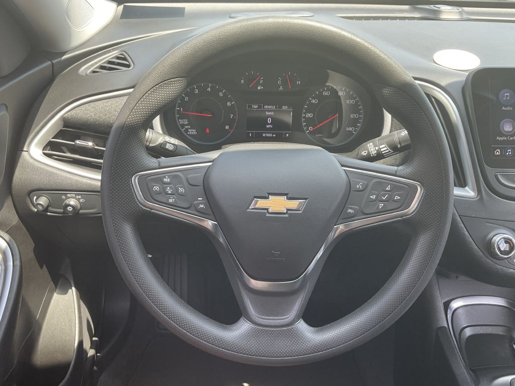 Photo 24 of this CHEVROLET MALIBU
