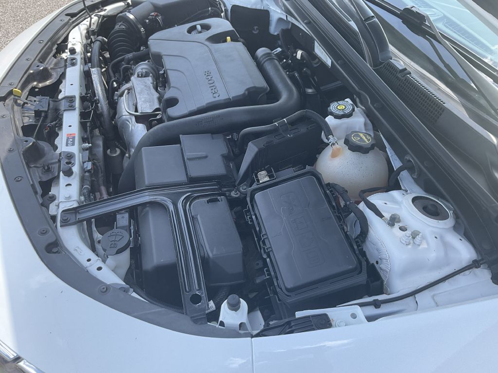 Photo 29 of this CHEVROLET MALIBU