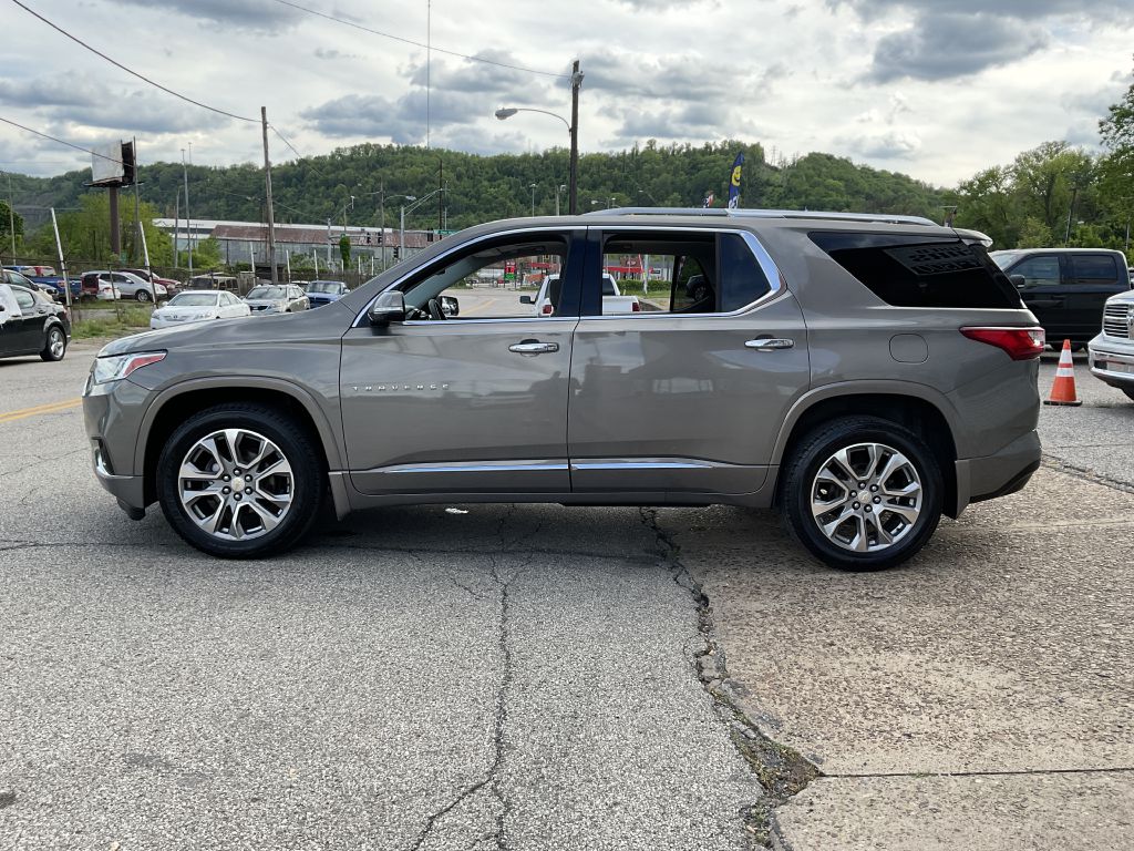 Photo 6 of this CHEVROLET TRAVERSE