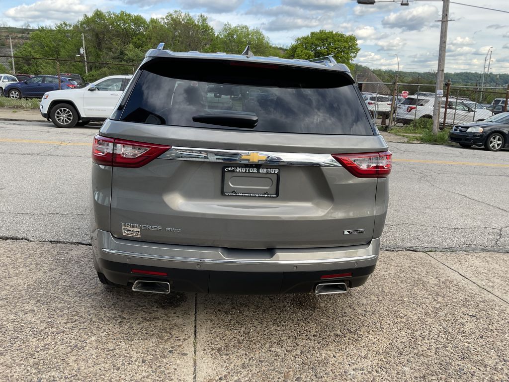 Photo 8 of this CHEVROLET TRAVERSE