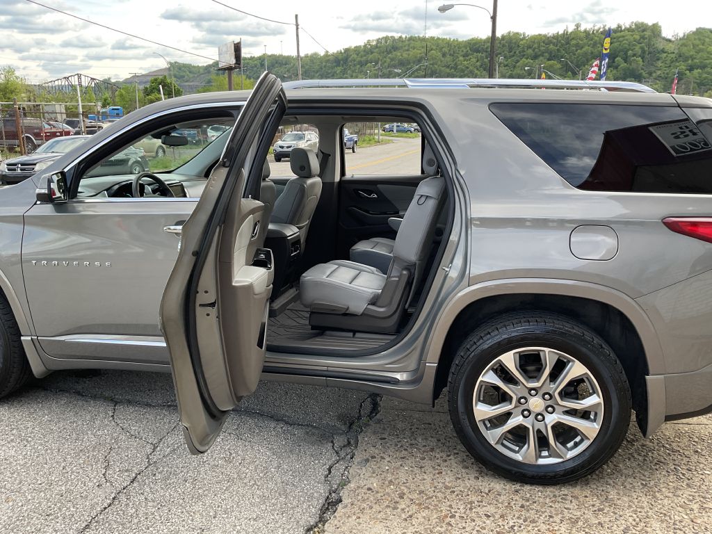 Photo 19 of this CHEVROLET TRAVERSE