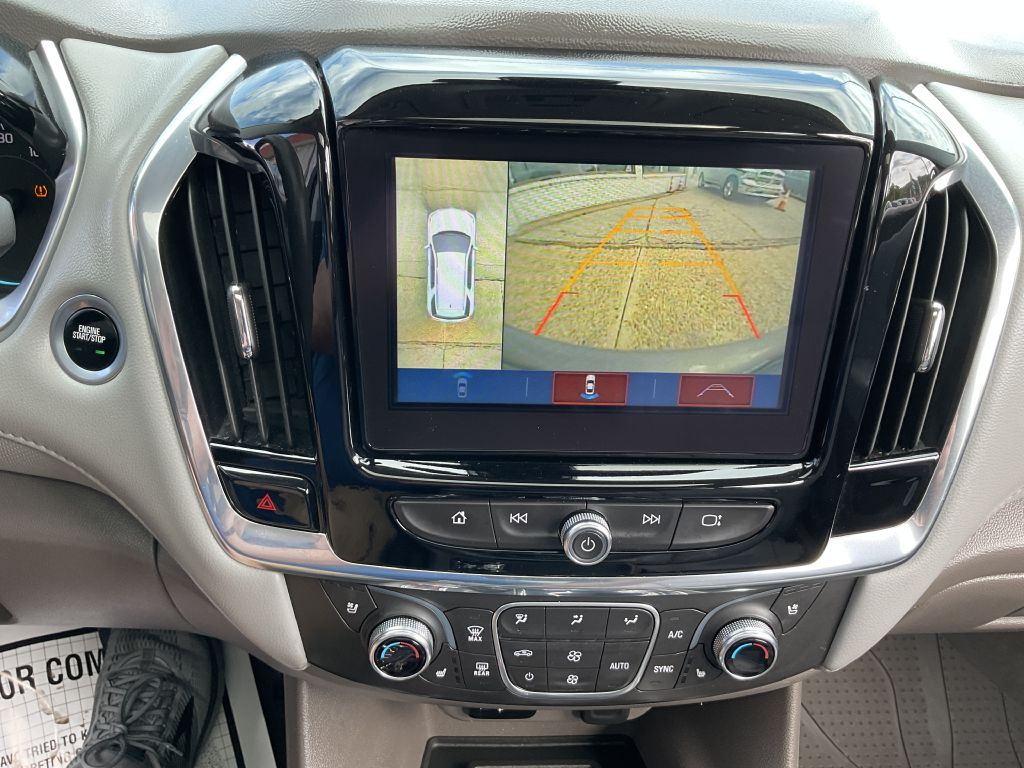 Photo 38 of this CHEVROLET TRAVERSE