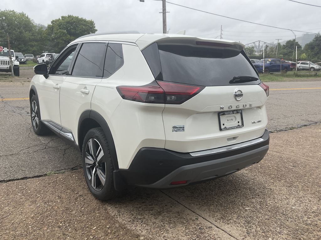 Photo 7 of this NISSAN ROGUE