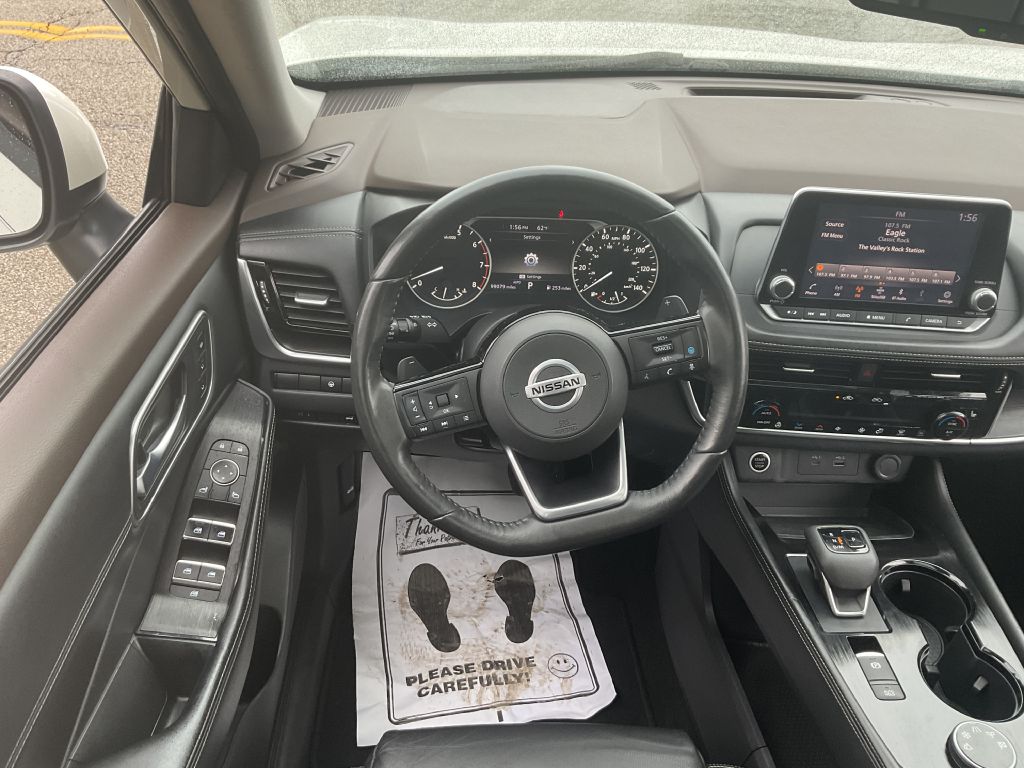 Photo 28 of this NISSAN ROGUE