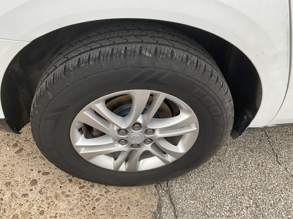 Photo 12 of this BUICK ENCLAVE