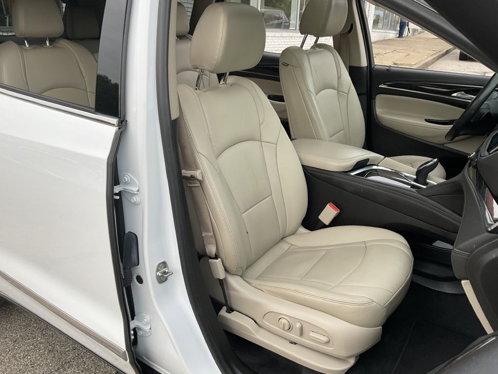 Photo 17 of this BUICK ENCLAVE