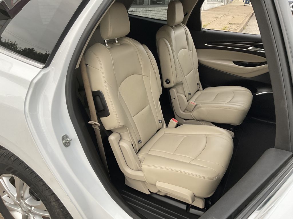 Photo 23 of this BUICK ENCLAVE