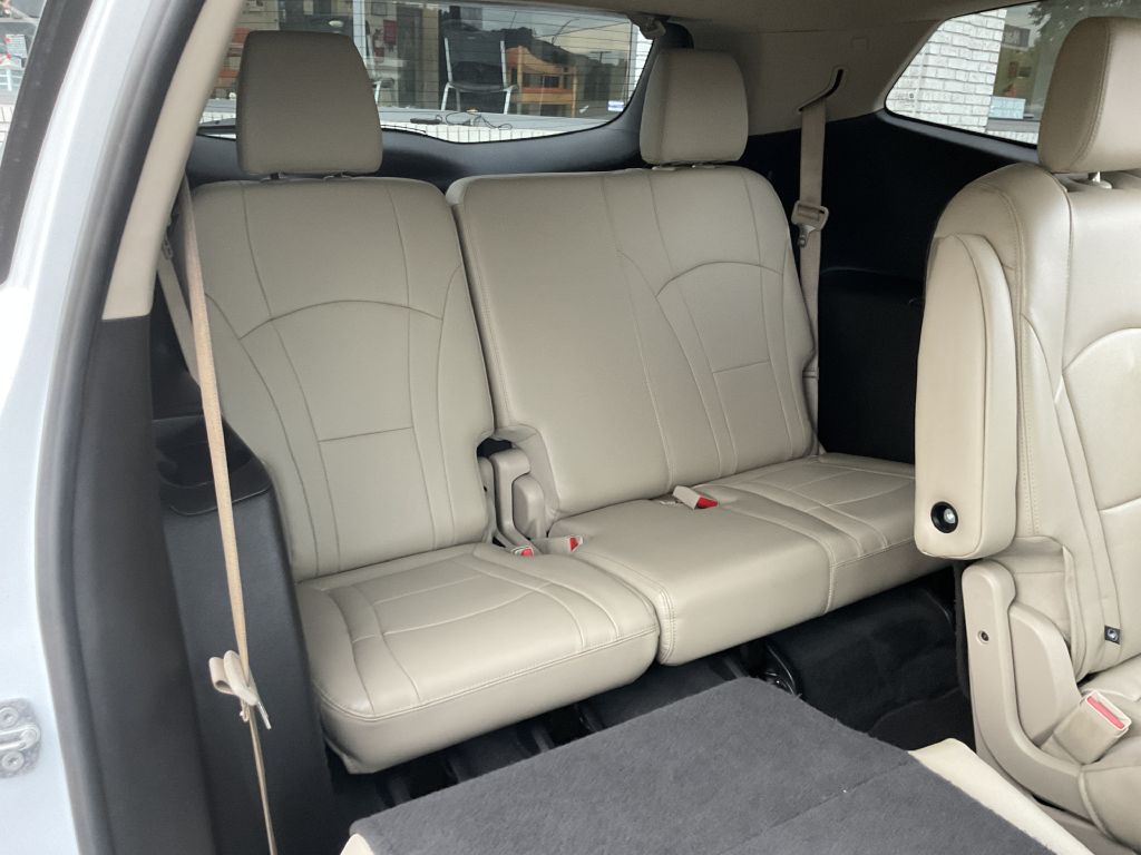 Photo 26 of this BUICK ENCLAVE