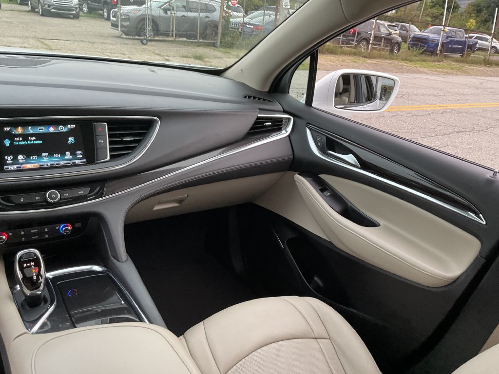 Photo 32 of this BUICK ENCLAVE