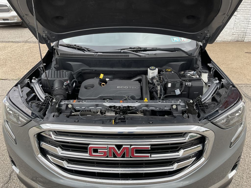 Photo 39 of this GMC TERRAIN