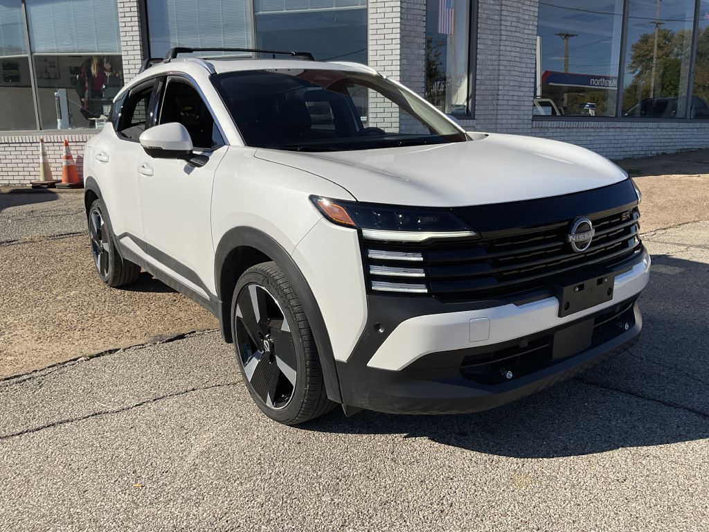 2025 NISSAN KICKS