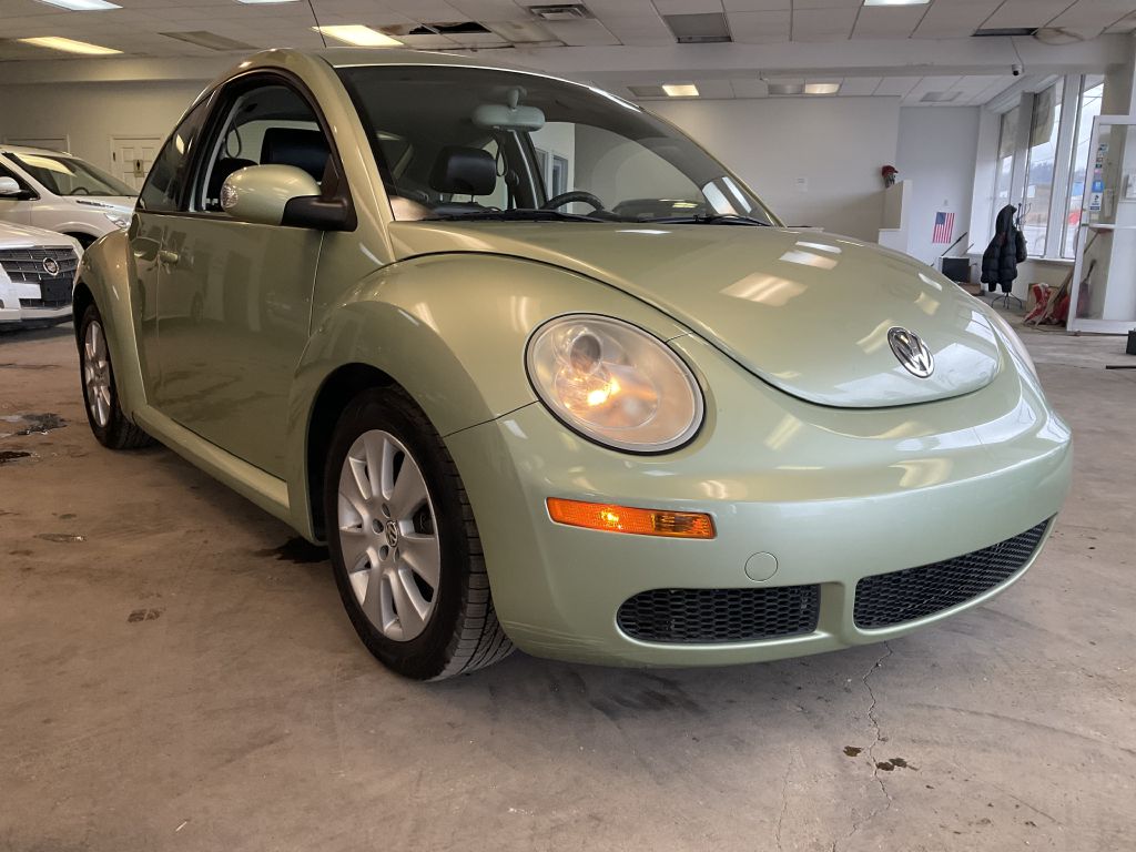 2008 VOLKSWAGEN NEW BEETLE 