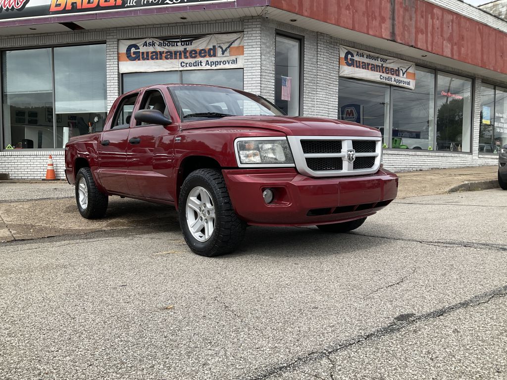 2011 DODGE DAKOTA 