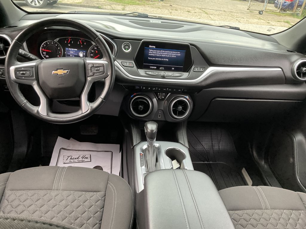 Photo 26 of this CHEVROLET BLAZER