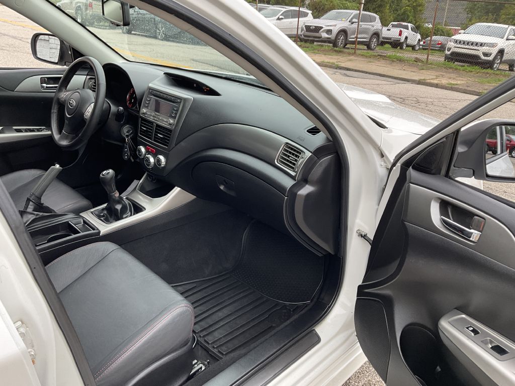 Photo 18 of this SUBARU IMPREZA