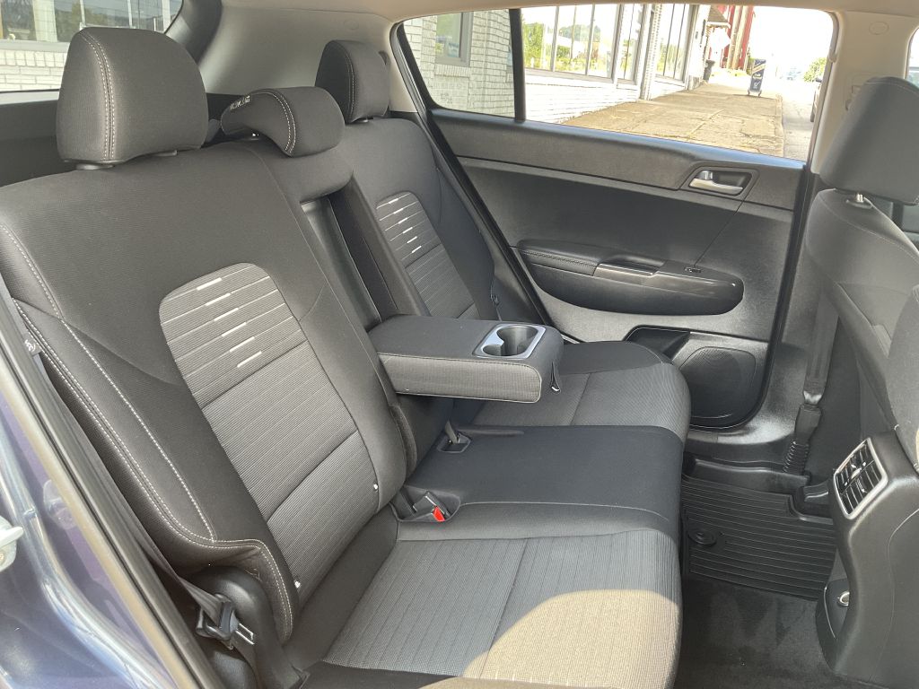 Photo 20 of this KIA SPORTAGE