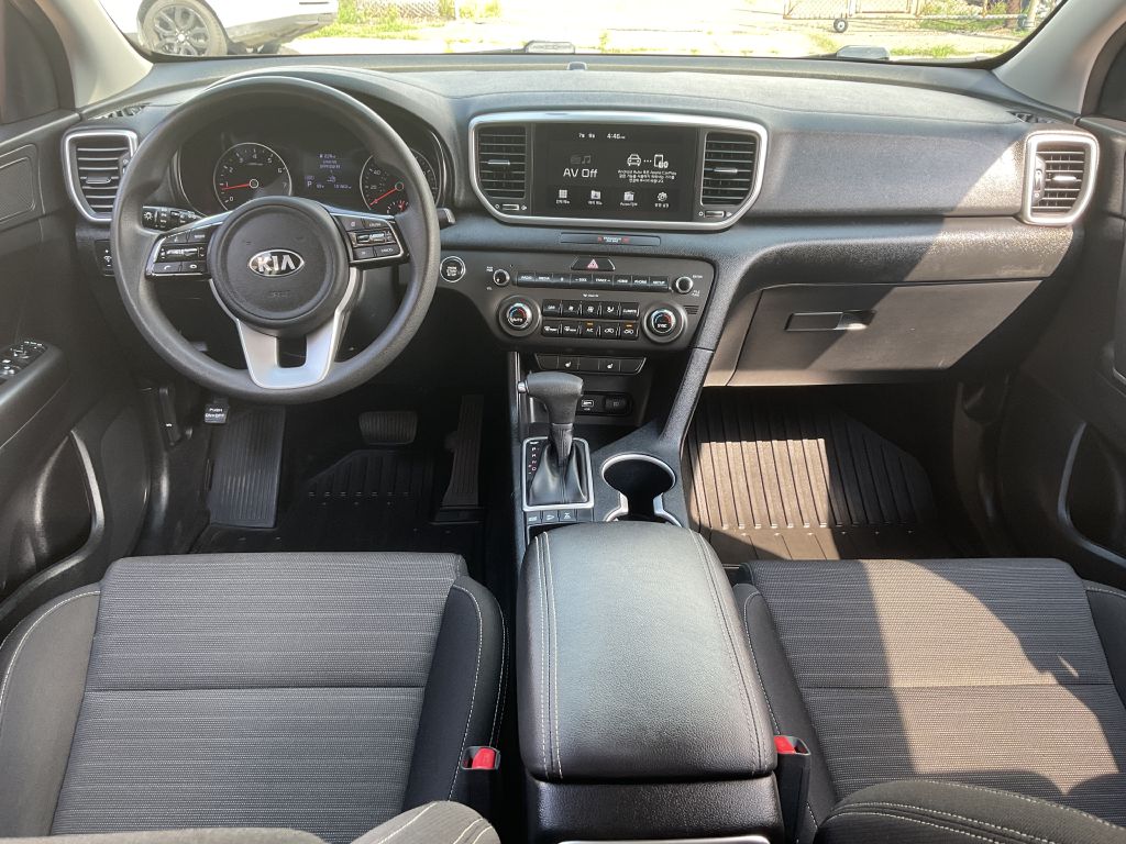 Photo 23 of this KIA SPORTAGE
