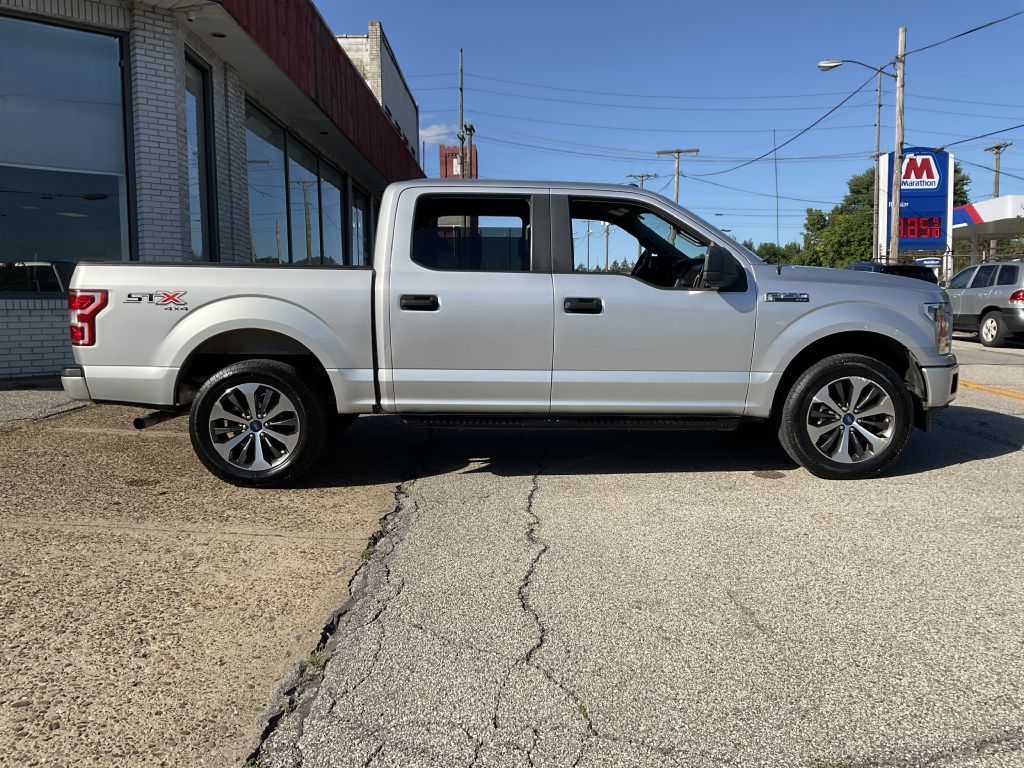 Photo 2 of this FORD F150