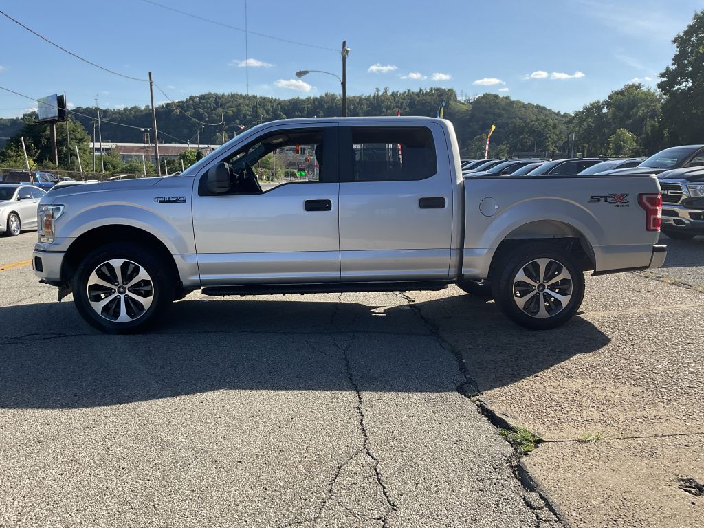 Photo 6 of this FORD F150