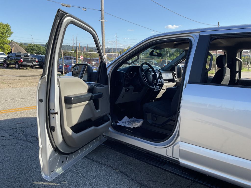 Photo 13 of this FORD F150