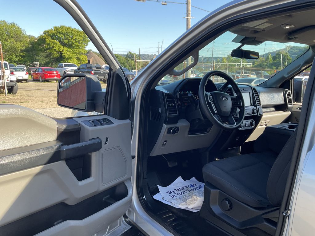 Photo 15 of this FORD F150