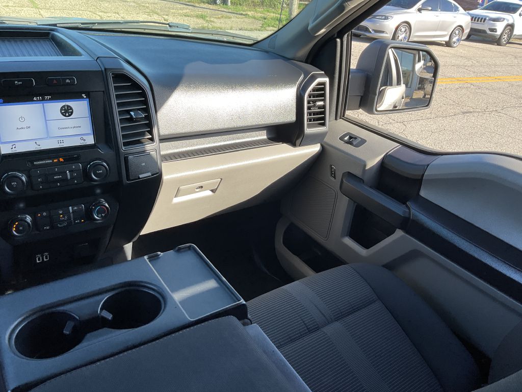 Photo 27 of this FORD F150