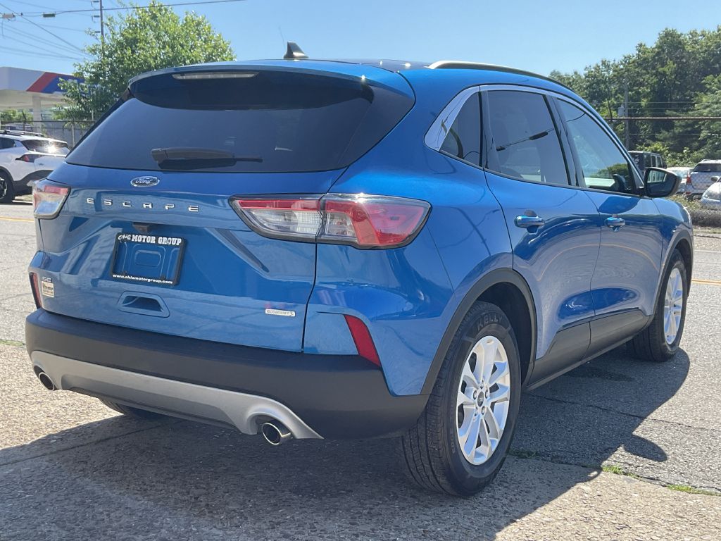 Photo 3 of this FORD ESCAPE