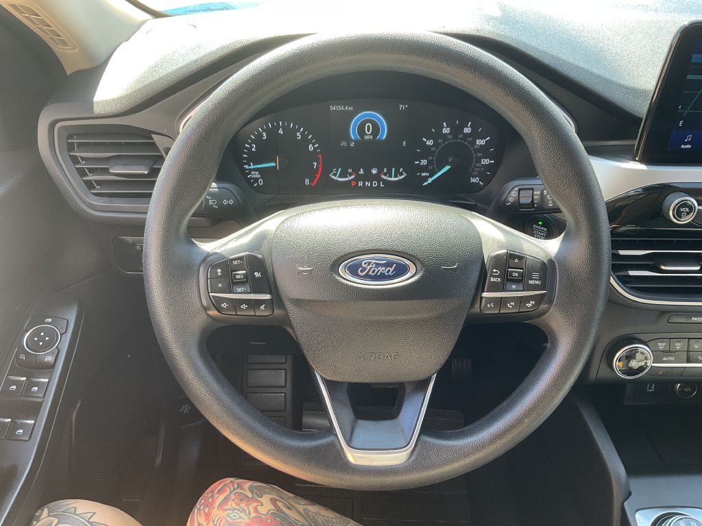 Photo 26 of this FORD ESCAPE