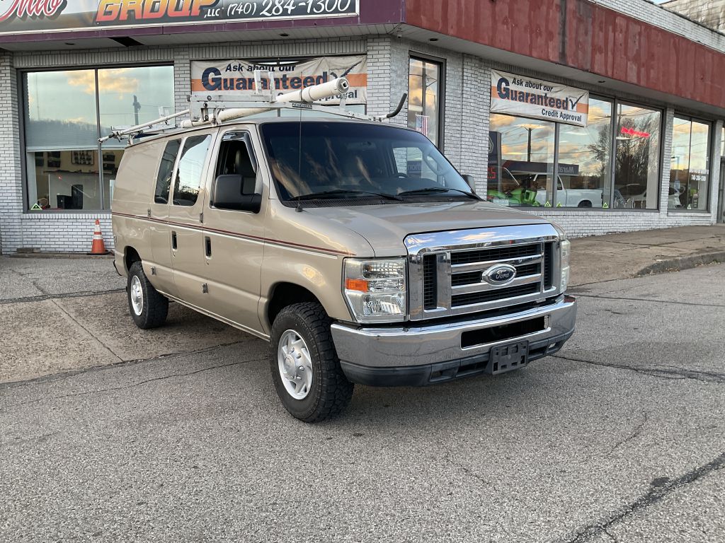 2010 FORD ECONOLINE 