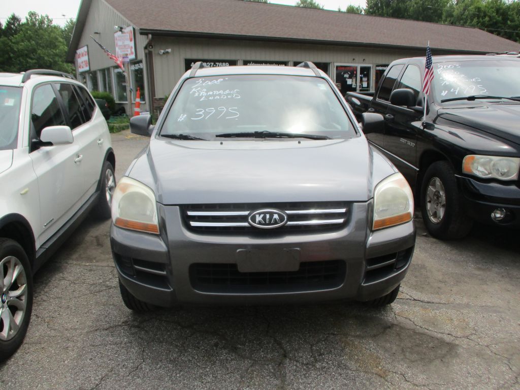 Photo 2 of this KIA SPORTAGE