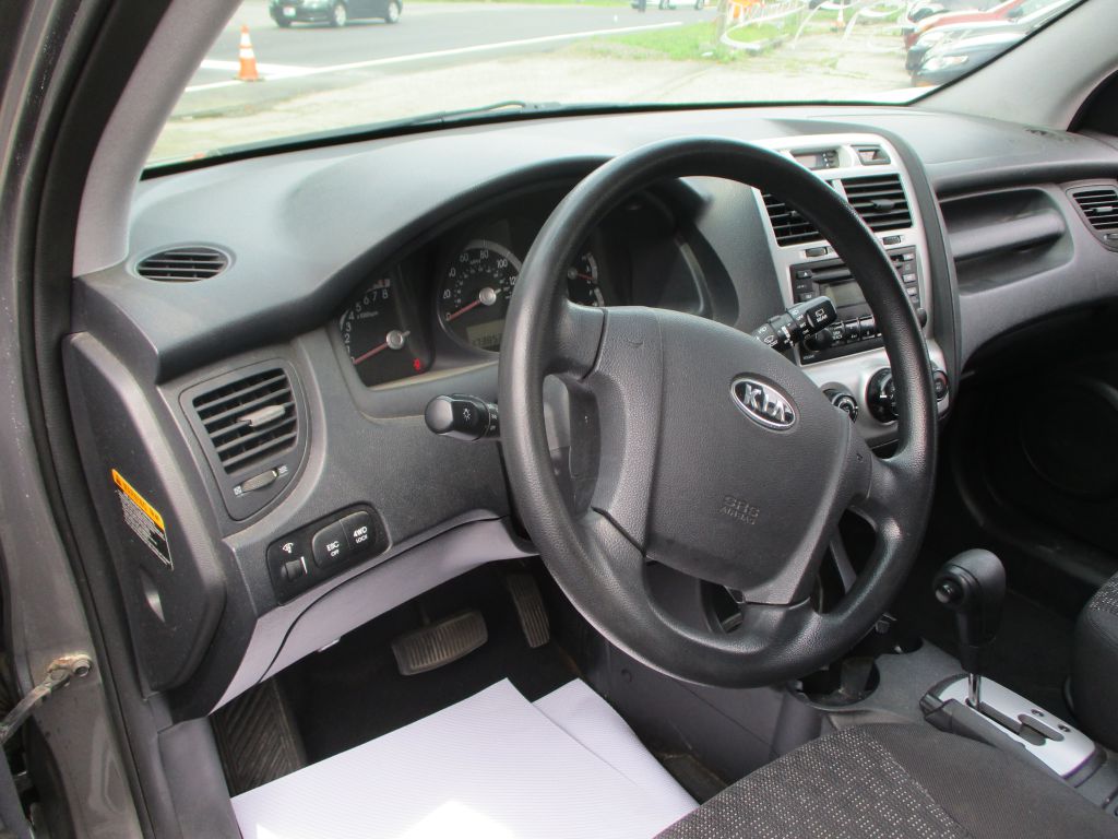 Photo 11 of this KIA SPORTAGE