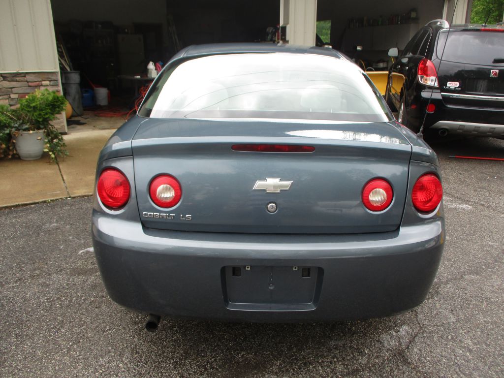 Photo 6 of this CHEVROLET COBALT