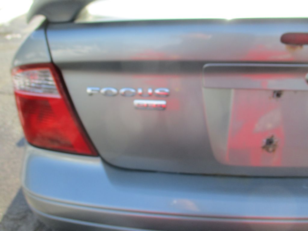 Photo 5 of this FORD FOCUS