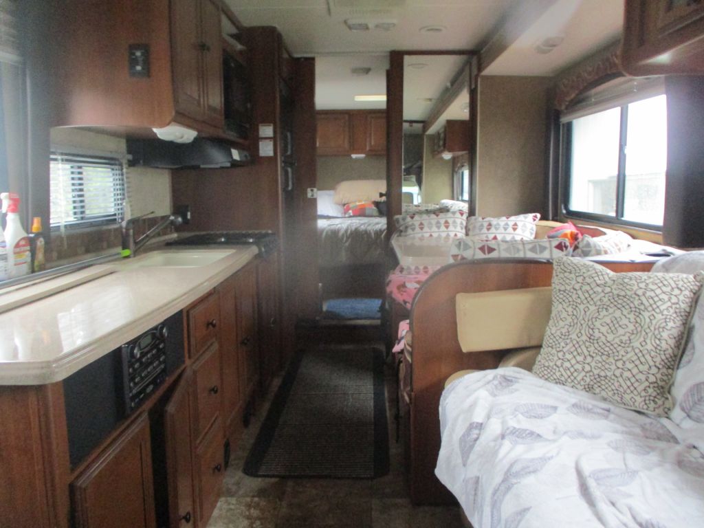 Photo 19 of this FORD ECONOLINE