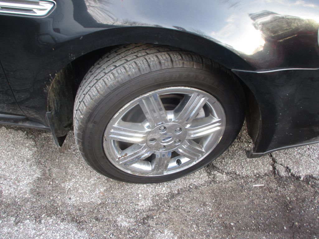 FORD TAURUS 2009 FORD TAURUS 1FAHP28W69G104067