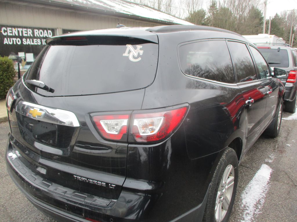 Photo 4 of this CHEVROLET TRAVERSE