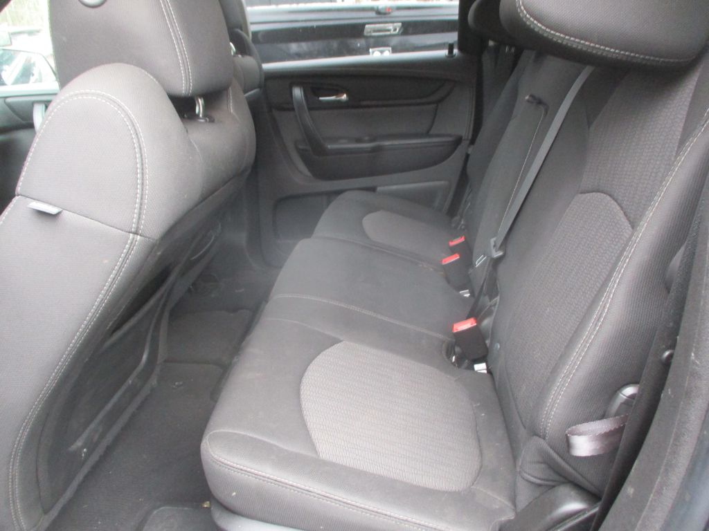 Photo 9 of this CHEVROLET TRAVERSE