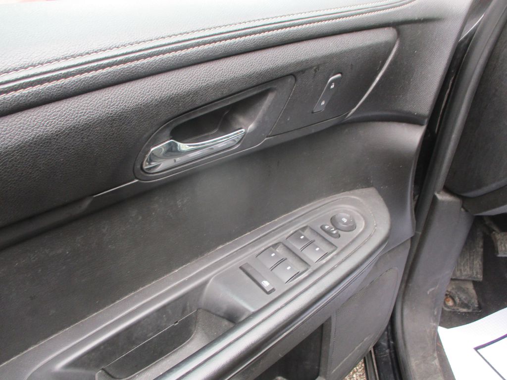 Photo 11 of this CHEVROLET TRAVERSE