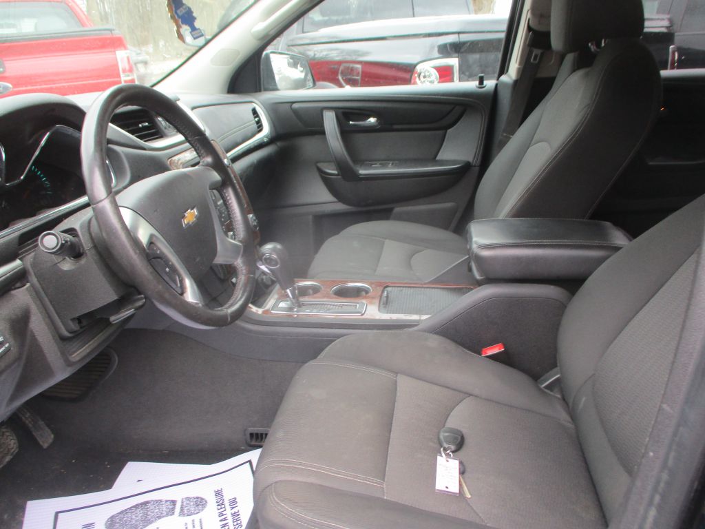 Photo 13 of this CHEVROLET TRAVERSE
