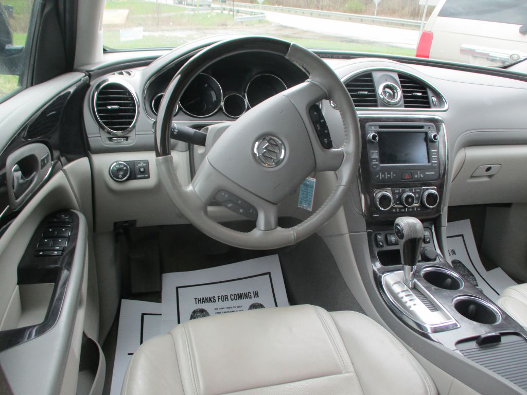 Photo 10 of this BUICK ENCLAVE