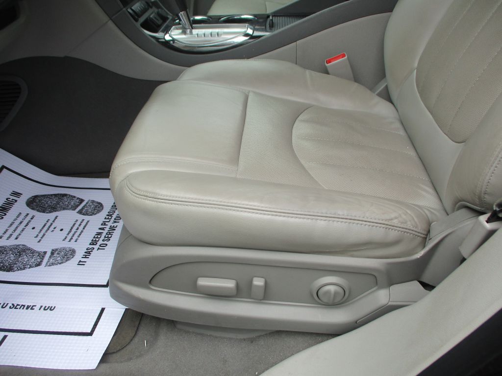 Photo 12 of this BUICK ENCLAVE