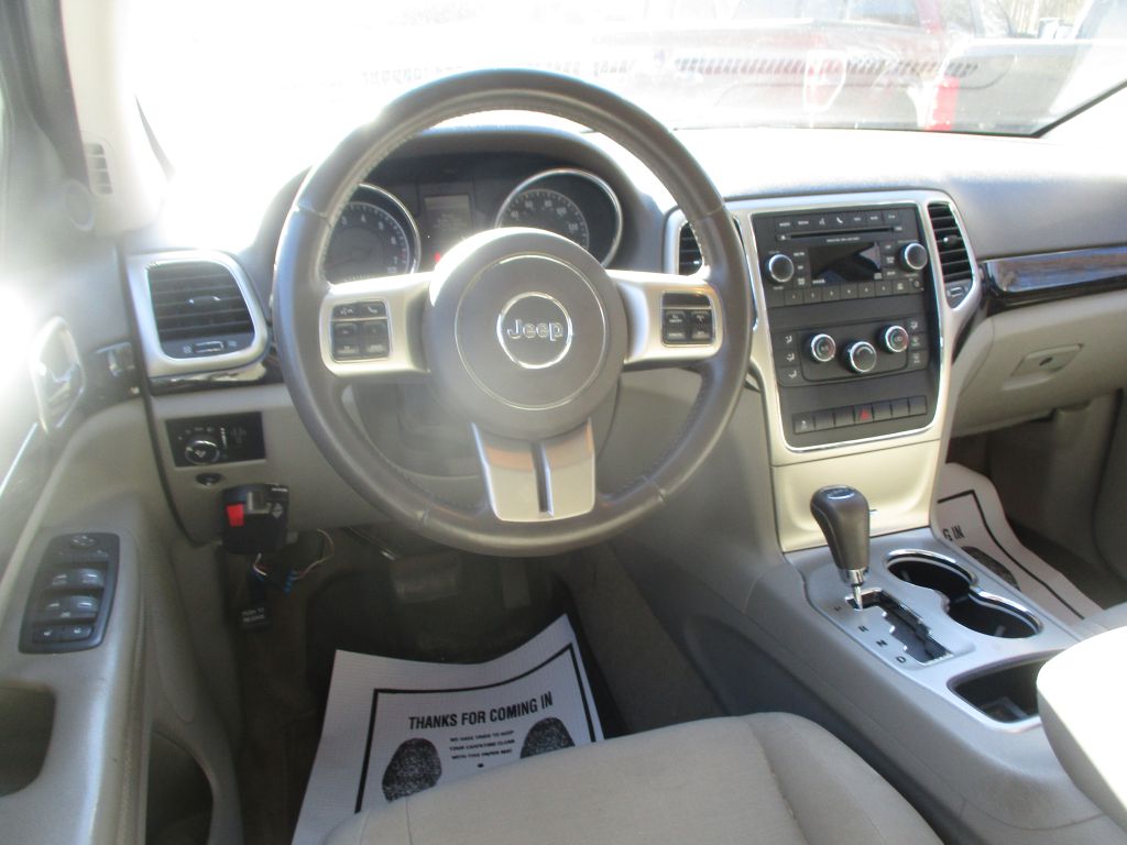 JEEP GRAND CHEROKEE 2013 JEEP GRAND CHEROKEE 1C4RJEAG9DC596047