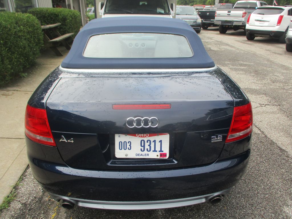 Photo 3 of this AUDI A4