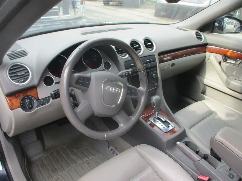 Photo 7 of this AUDI A4