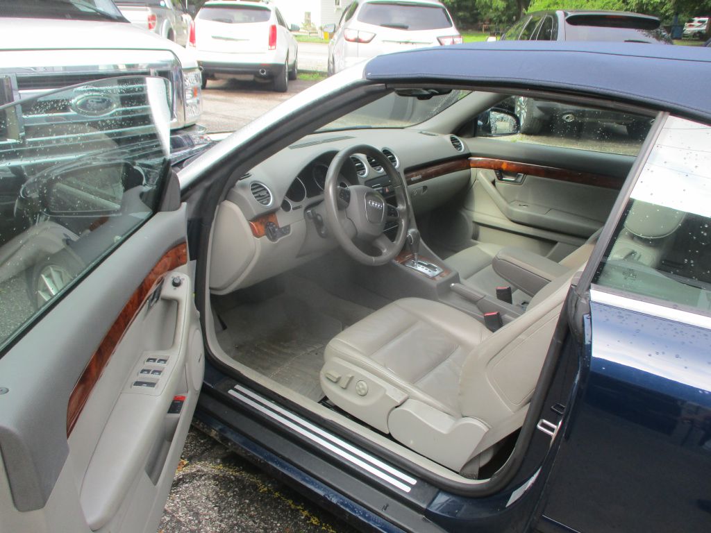 Photo 10 of this AUDI A4
