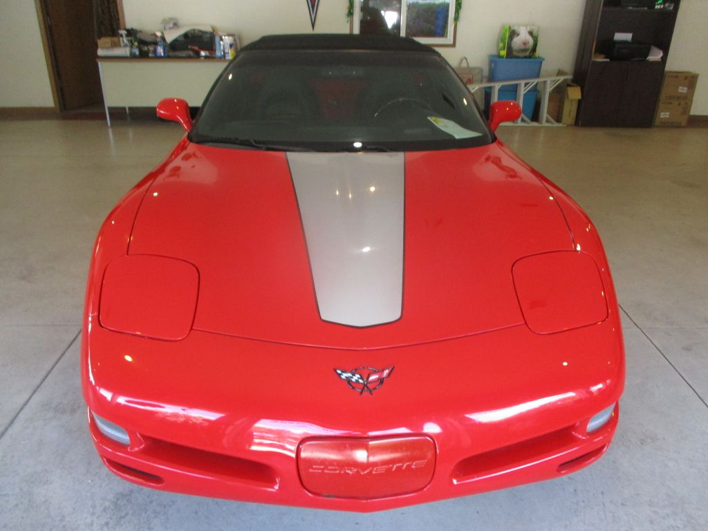 Photo 2 of this CHEVROLET CORVETTE