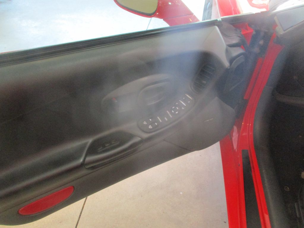 Photo 9 of this CHEVROLET CORVETTE