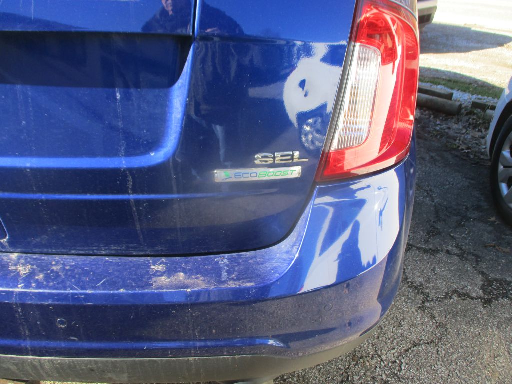 Photo 6 of this FORD EDGE