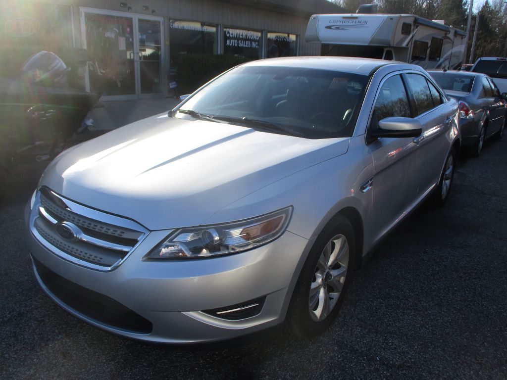FORD TAURUS 2011 FORD TAURUS 1FAHP2HW2BG181900