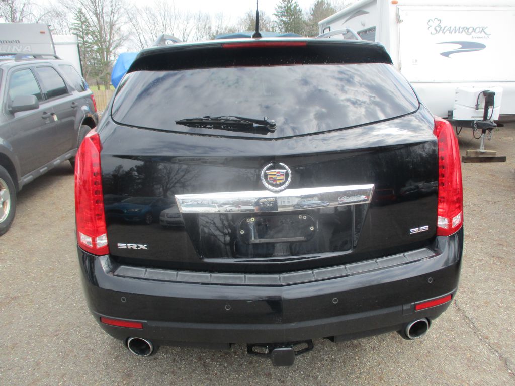 Photo 5 of this CADILLAC SRX
